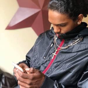 Meet your Posher, V-money